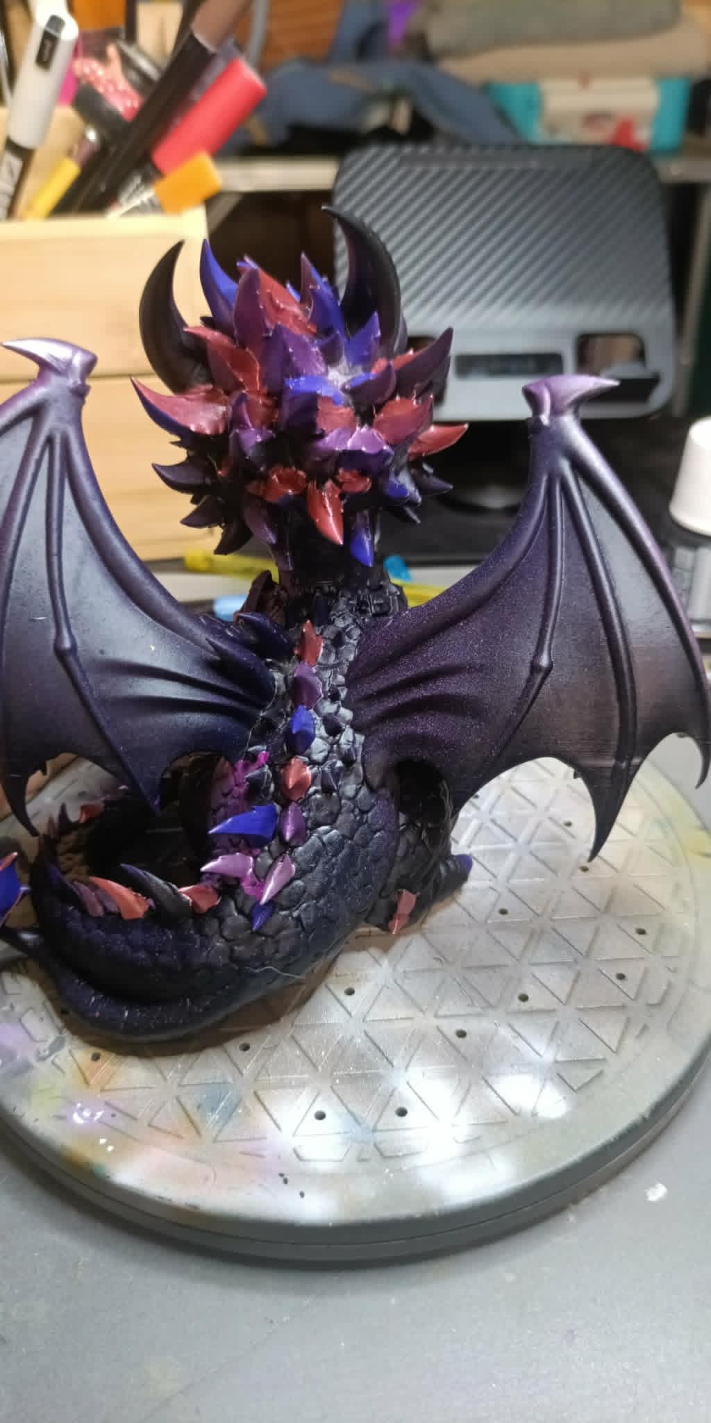 Dragon Kawaii Gardien du Cristal Violet